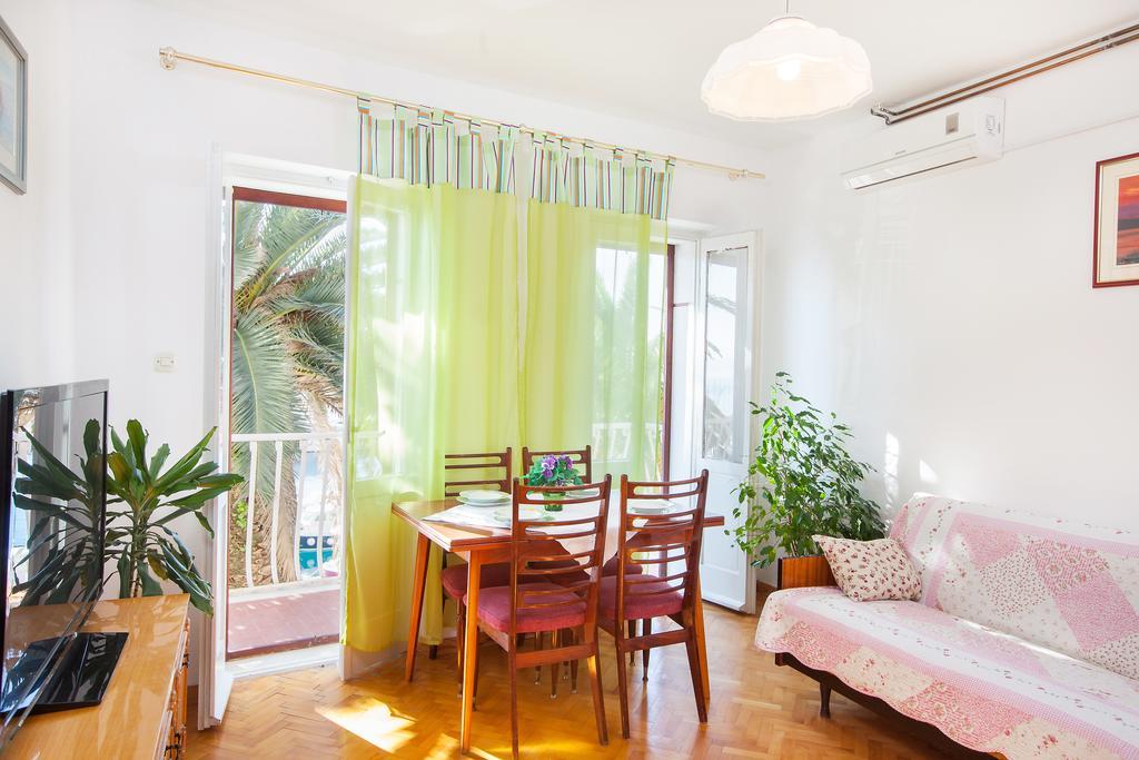 Apartments Teo Podgora Rom bilde